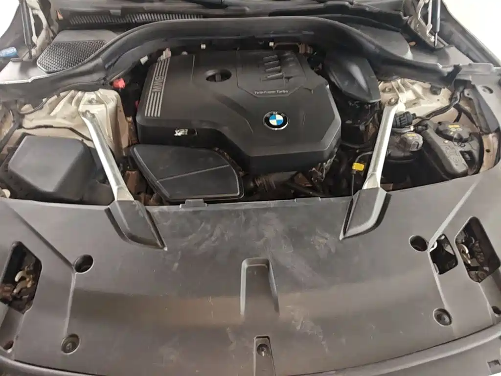 BMW 6 Series GT 2020 — фото 20