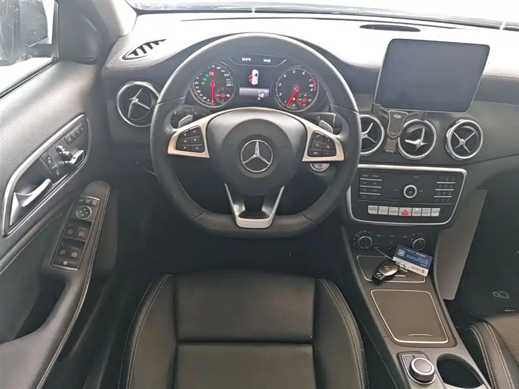 Mercedes-Benz GLA 2019 — фото 11