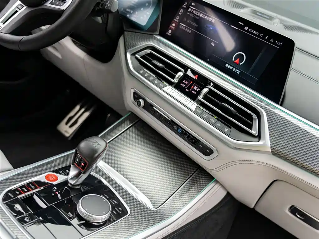 BMW X5 M 2023 — фото 18