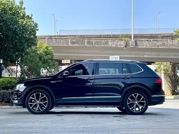 Volkswagen Tiguan L 2019