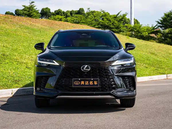 Lexus RX 2023