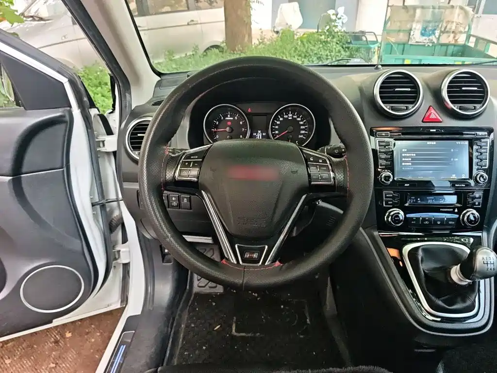 Haval H6 2015 — фото 11