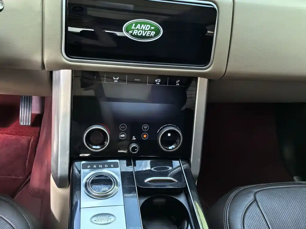 Land Rover Range Rover 2018 — фото 11