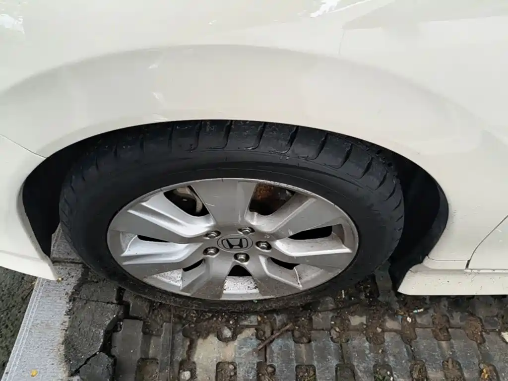Honda Jade 2015 — фото 23