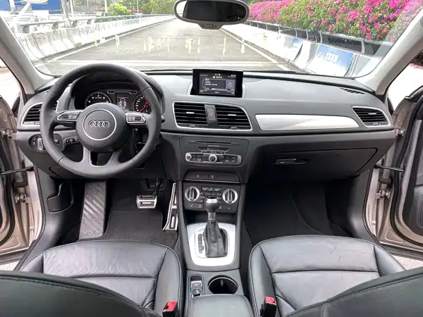 Audi Q3 2014