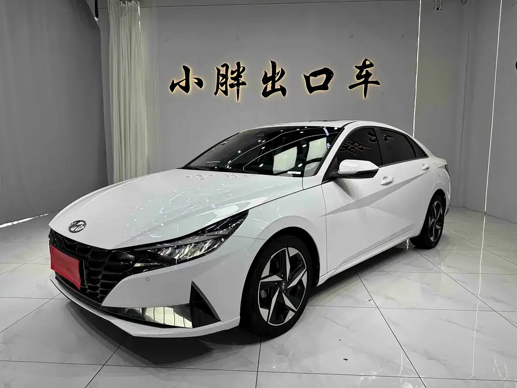 Hyundai Elantra 2023