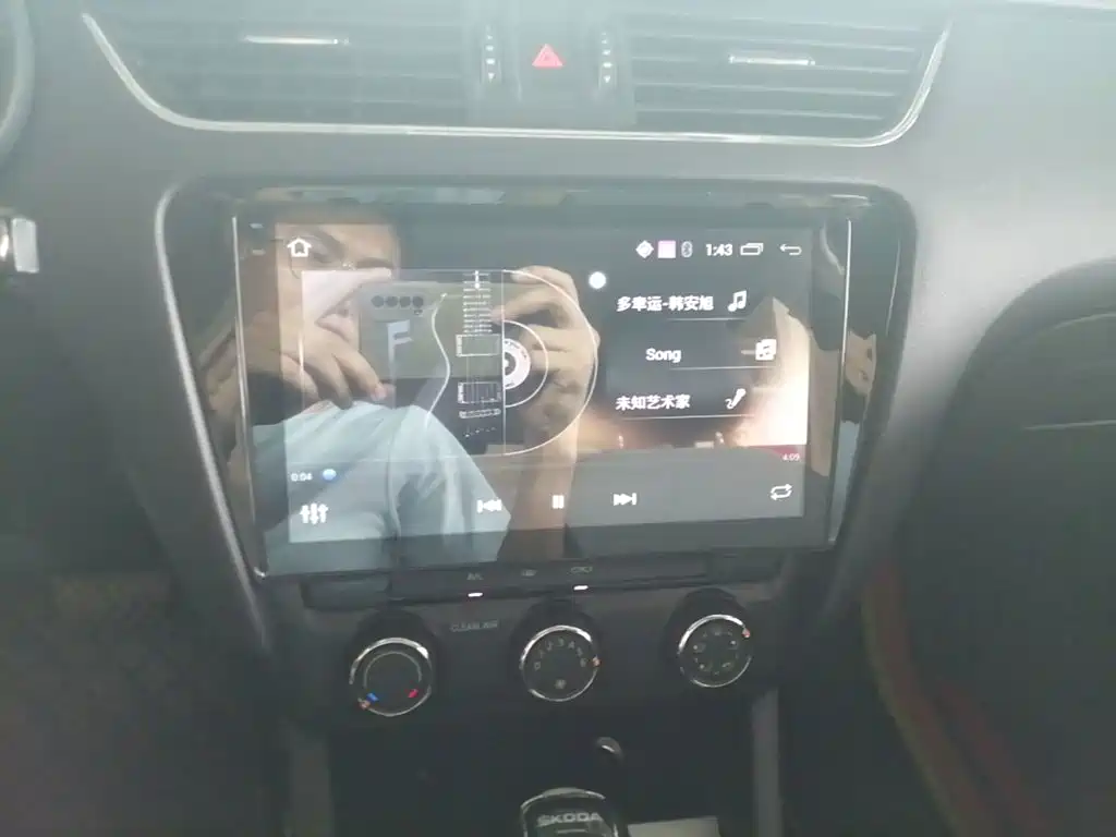 Skoda Octavia 2016 — фото 13