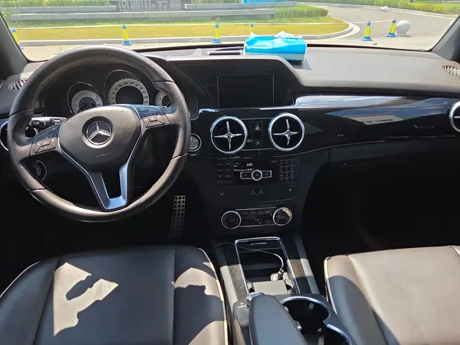 Mercedes-Benz GLK-Class 2014 — фото 12