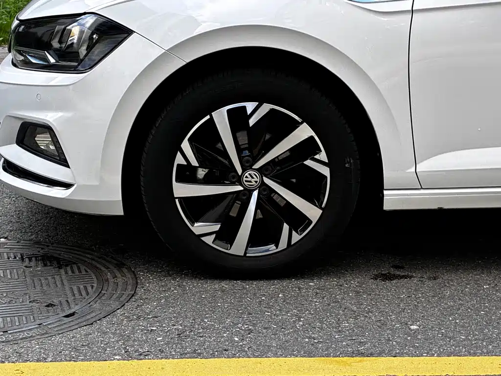Volkswagen Polo 2021