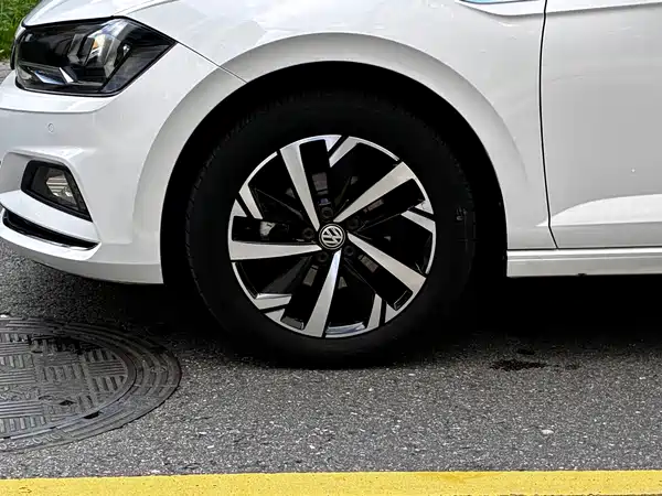 Volkswagen Polo 2021