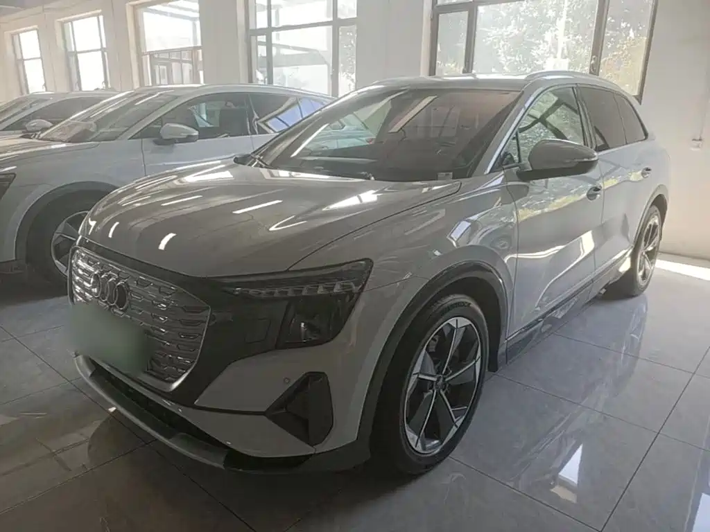 Audi Q5 e-tron 2025