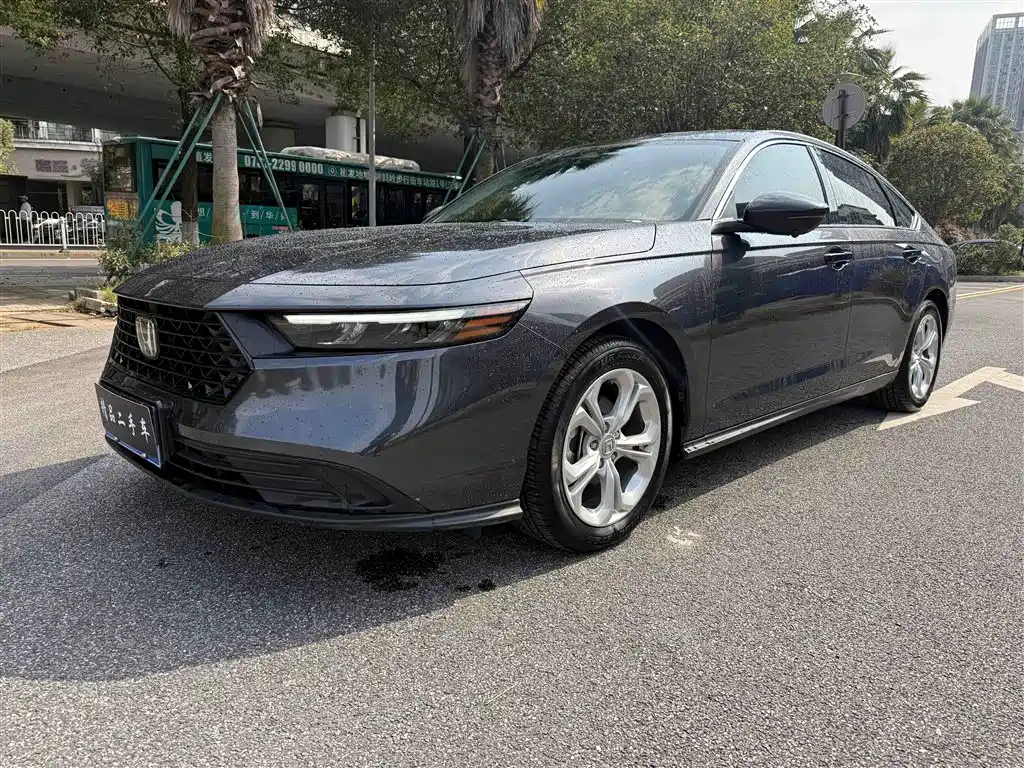 Honda Accord 2024 — фото 1