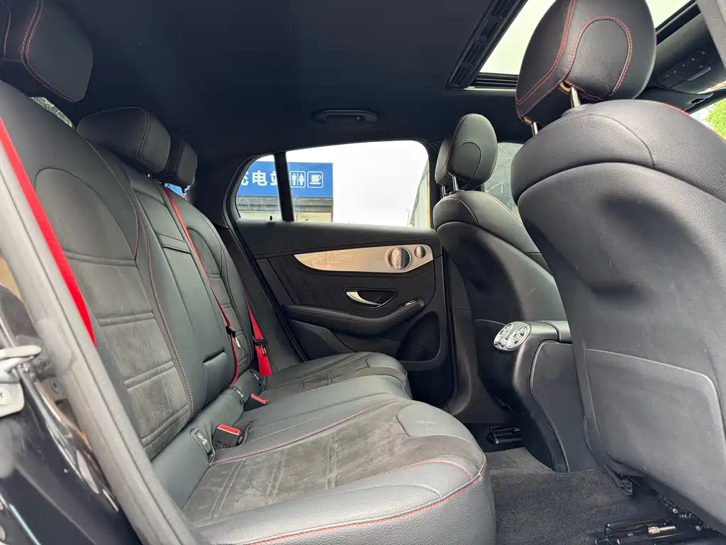 Mercedes-Benz GLC Coupe AMG 2020 — фото 10