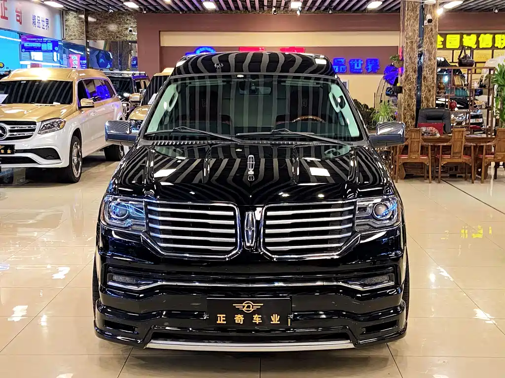 Lincoln Navigator 2017 — фото 2