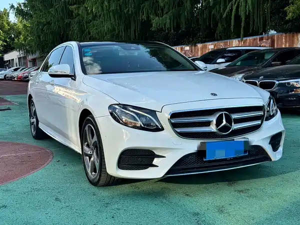 Mercedes-Benz E-Class 2017