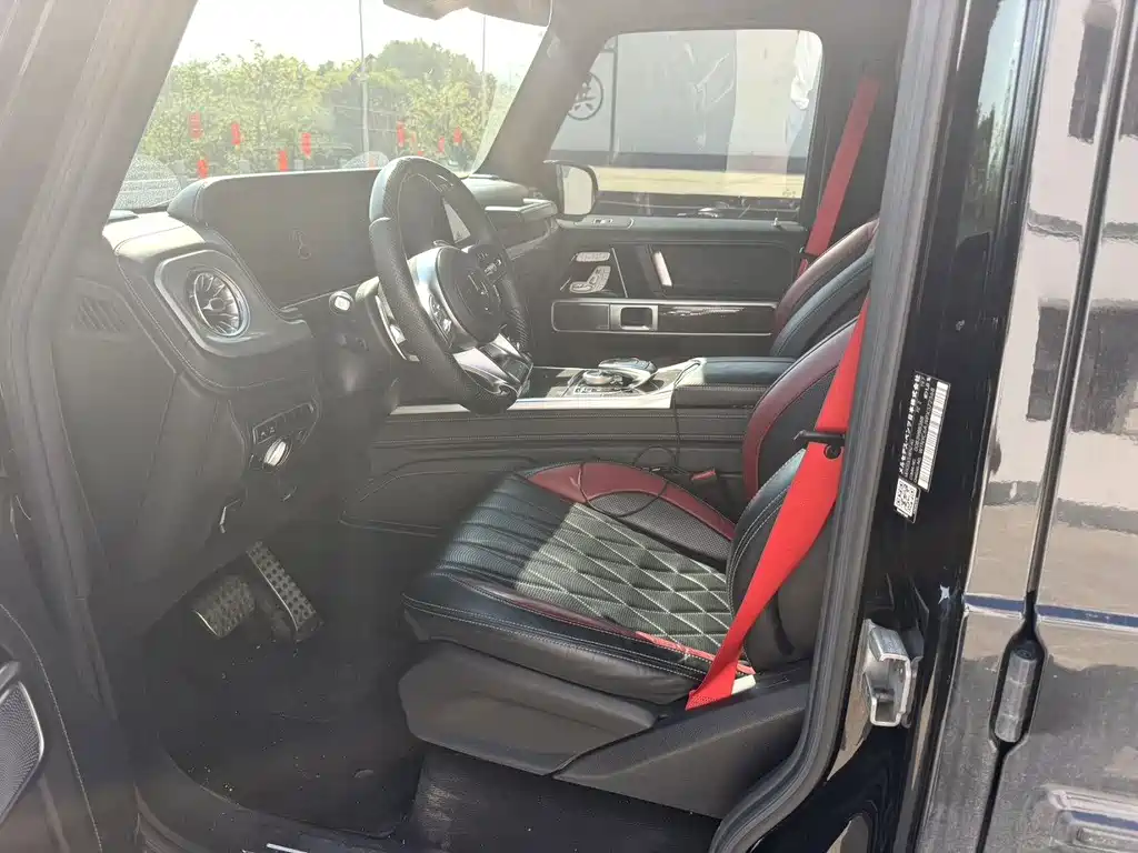 Mercedes-Benz G-Class 2023 — фото 3