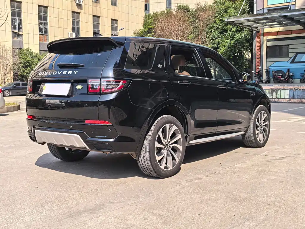 Land Rover Discovery Sport 2024 — фото 13