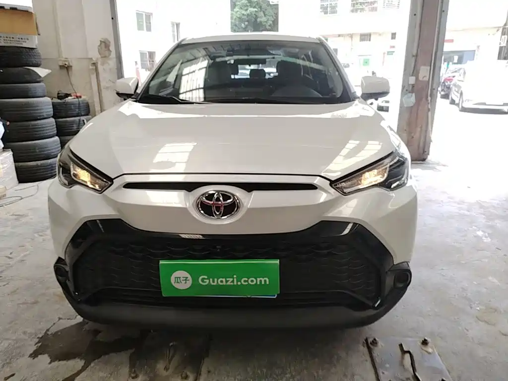 Toyota Frontlander 2024