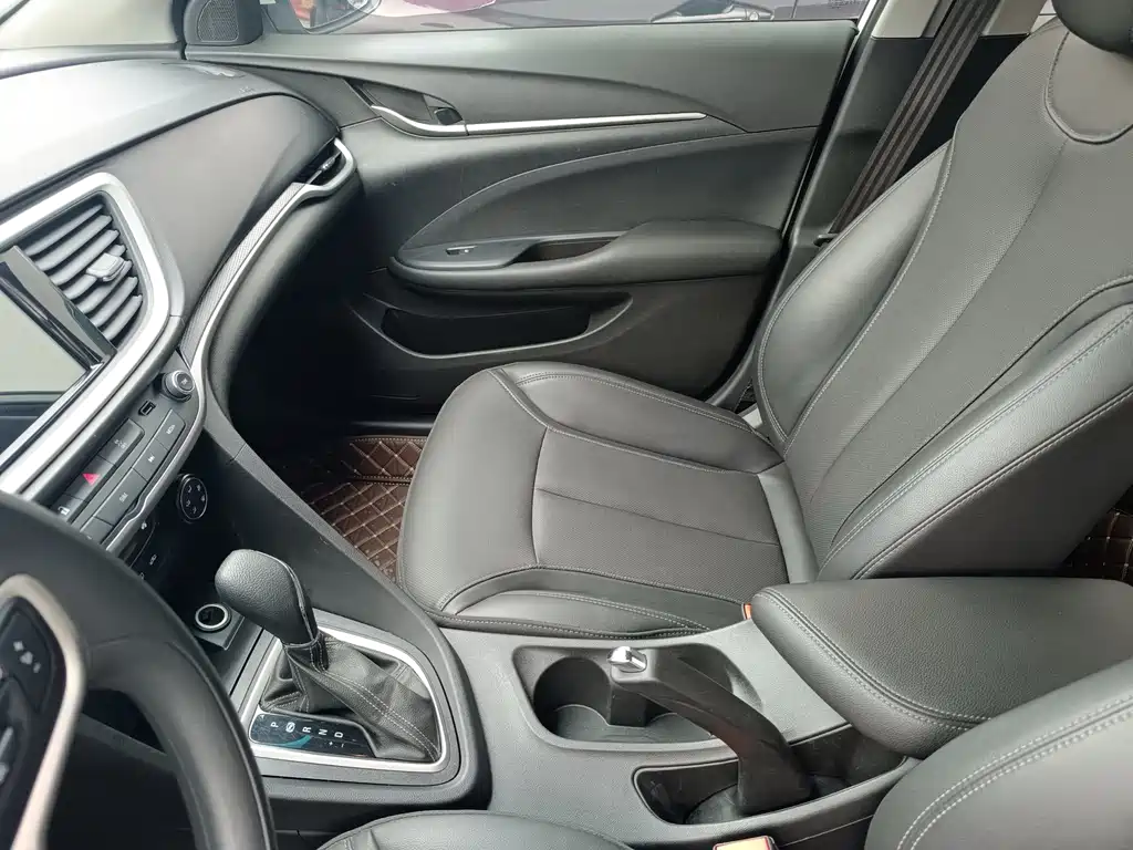 Buick Excelle 2021