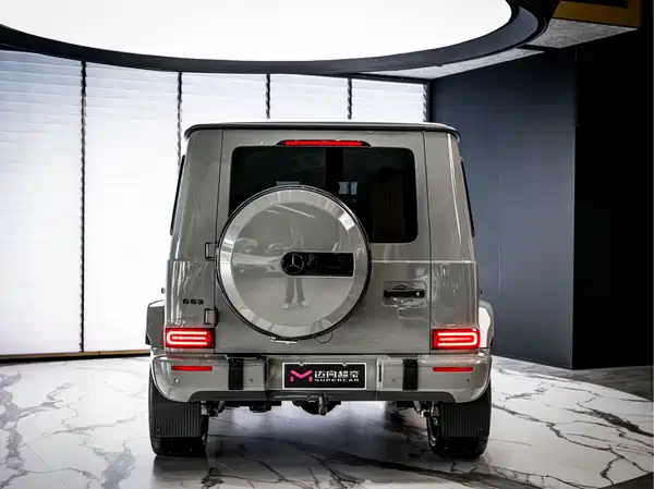 Mercedes-Benz G-Class 2024