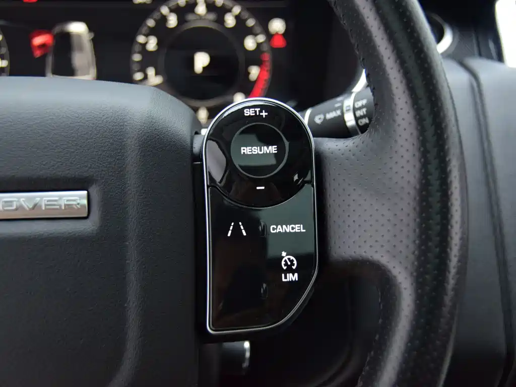 Land Rover Sport 2020 — фото 9