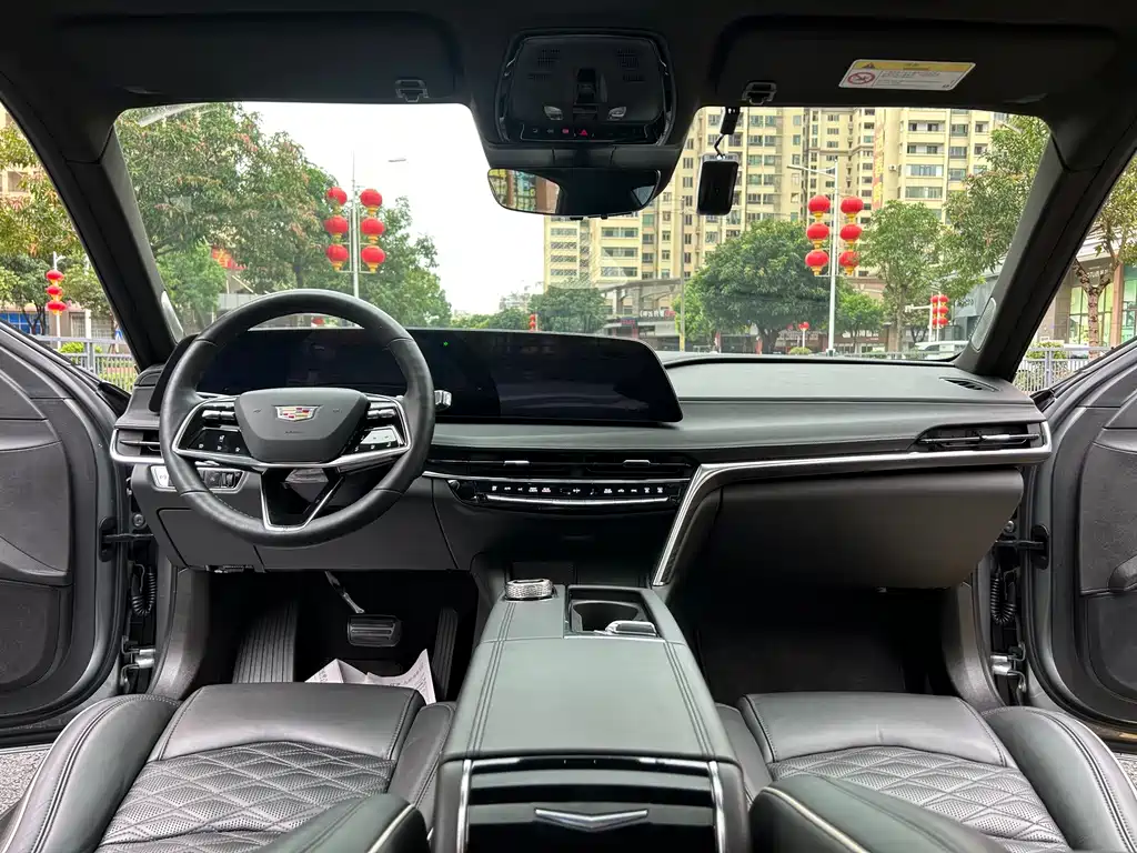 Cadillac CT6 2024 — фото 13