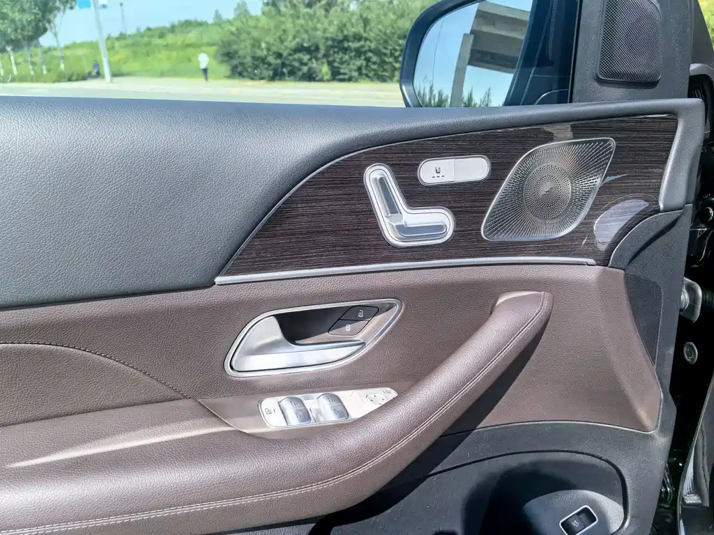 Mercedes-Benz GLE 2023 — фото 10