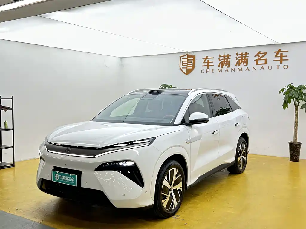 BYD Tang L 2025