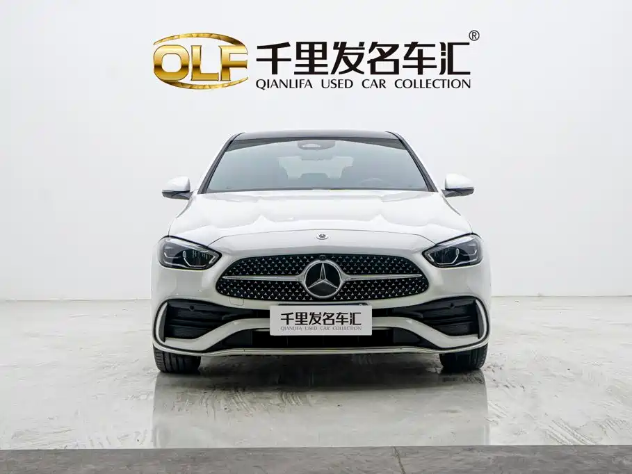 Mercedes-Benz C-Class 2024 — фото 1
