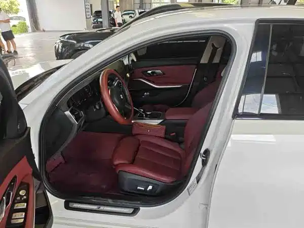 BMW 3 Series 2020