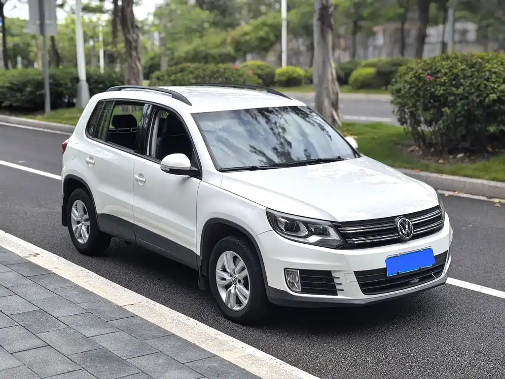 Volkswagen Tiguan 2015 — фото 9