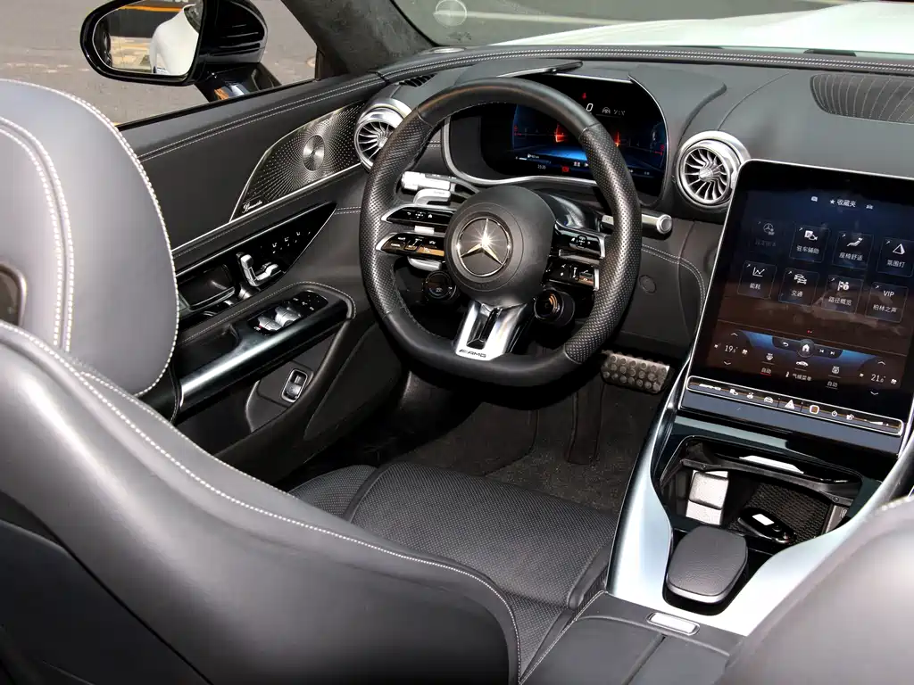 Mercedes-Benz SL-Class AMG 2024 — фото 16