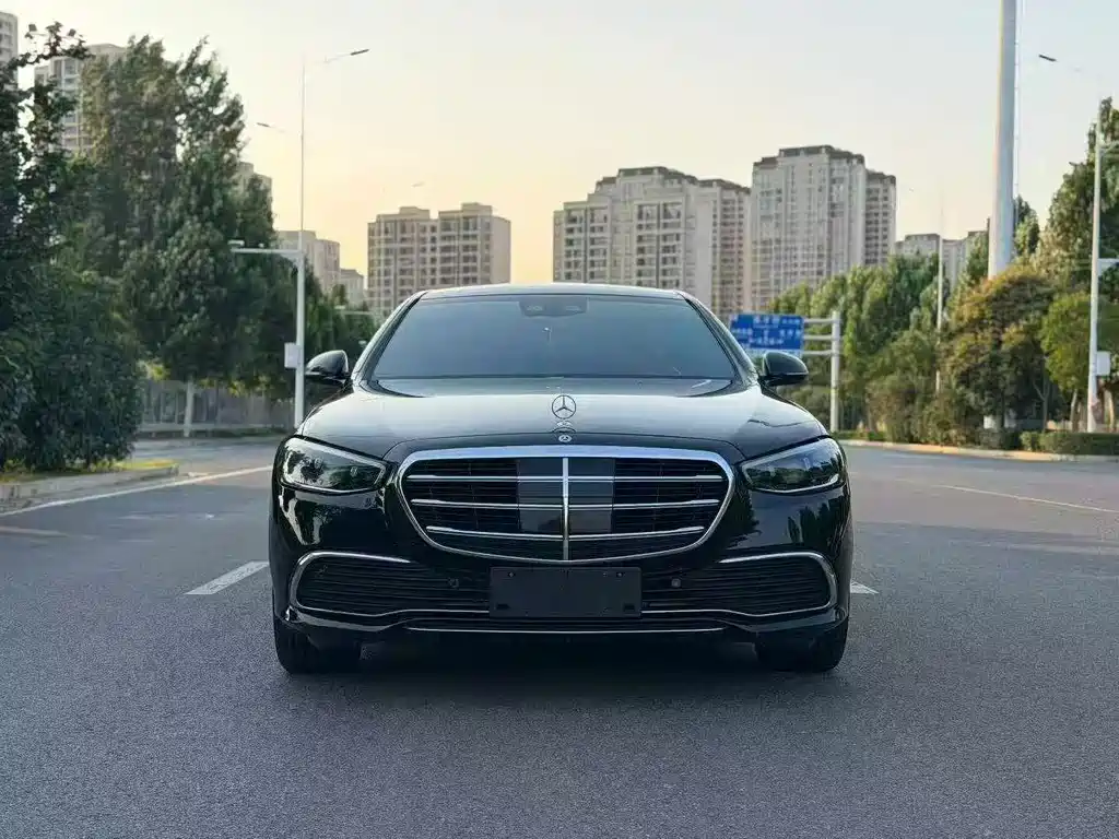 Mercedes-Benz S-Class 2021