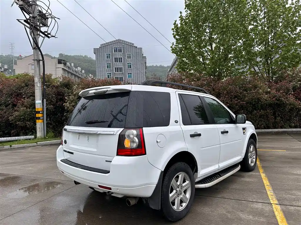 Land Rover Freelander 2 2011 — фото 20