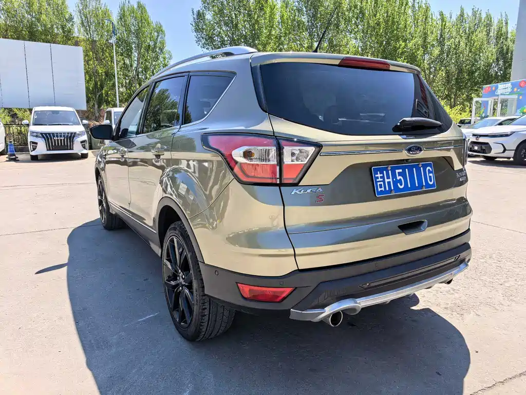 Ford Kuga 2017 — фото 7