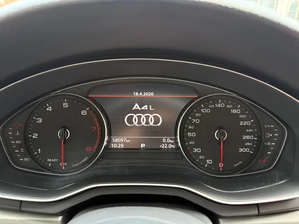 Audi A4L 2019 — фото 20