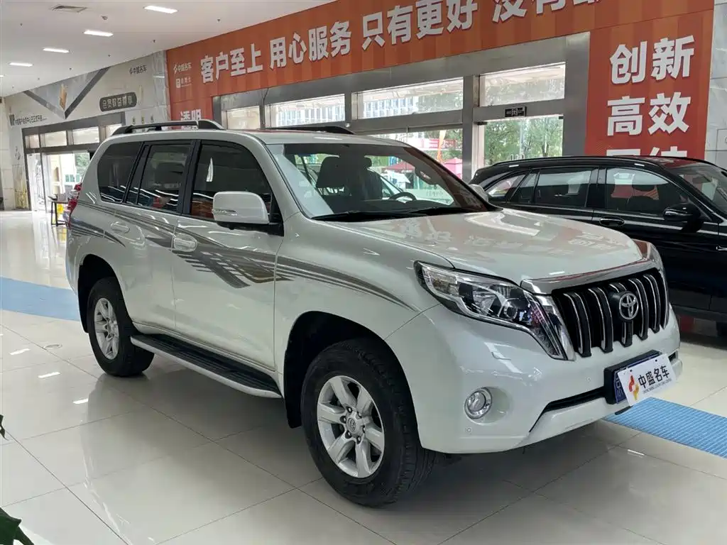 Toyota Prado 2017 — фото 3