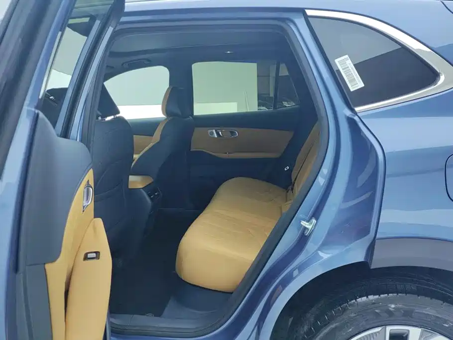 Geely Galaxy Starship 7 2025 — фото 11