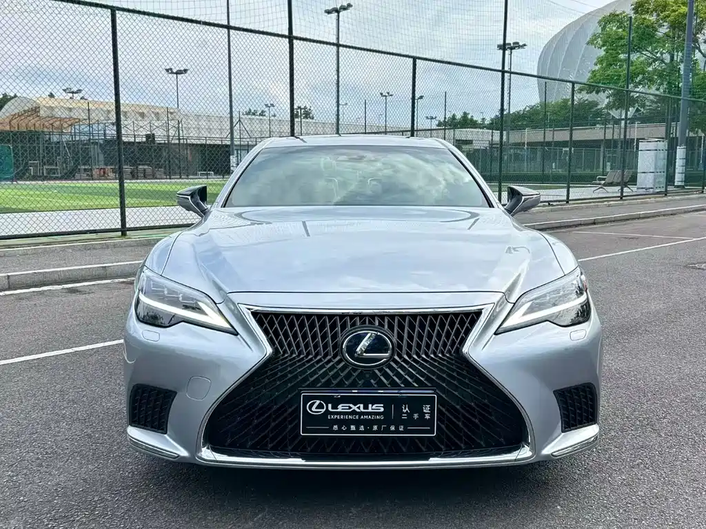 Lexus LS 2021 — фото 2