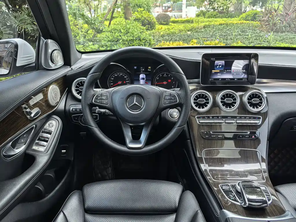 Mercedes-Benz GLC 2018