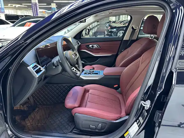 BMW i3 2025