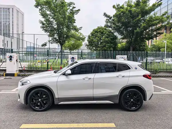 BMW X2 2023