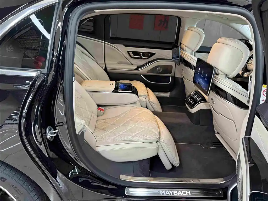 Mercedes-Benz Maybach S-Class 2021 — фото 10