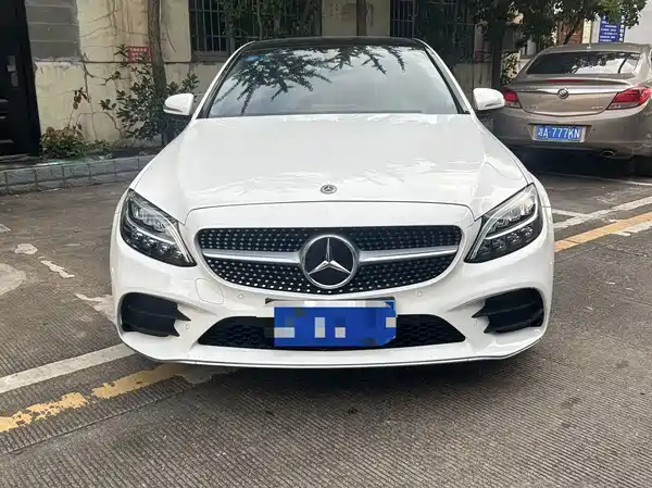 Mercedes-Benz C-Class 2020