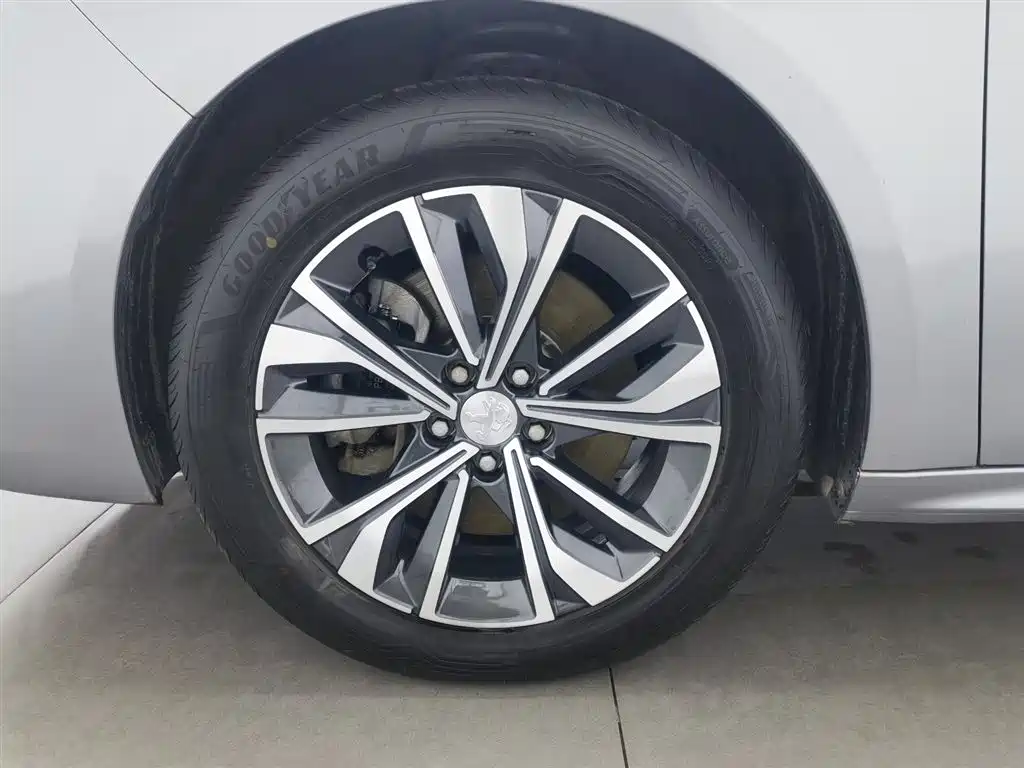 Peugeot 508 2022 — фото 17