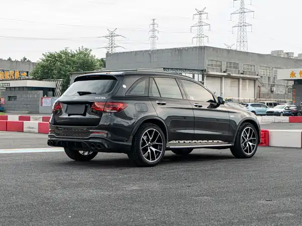 Mercedes-Benz GLC AMG 2023