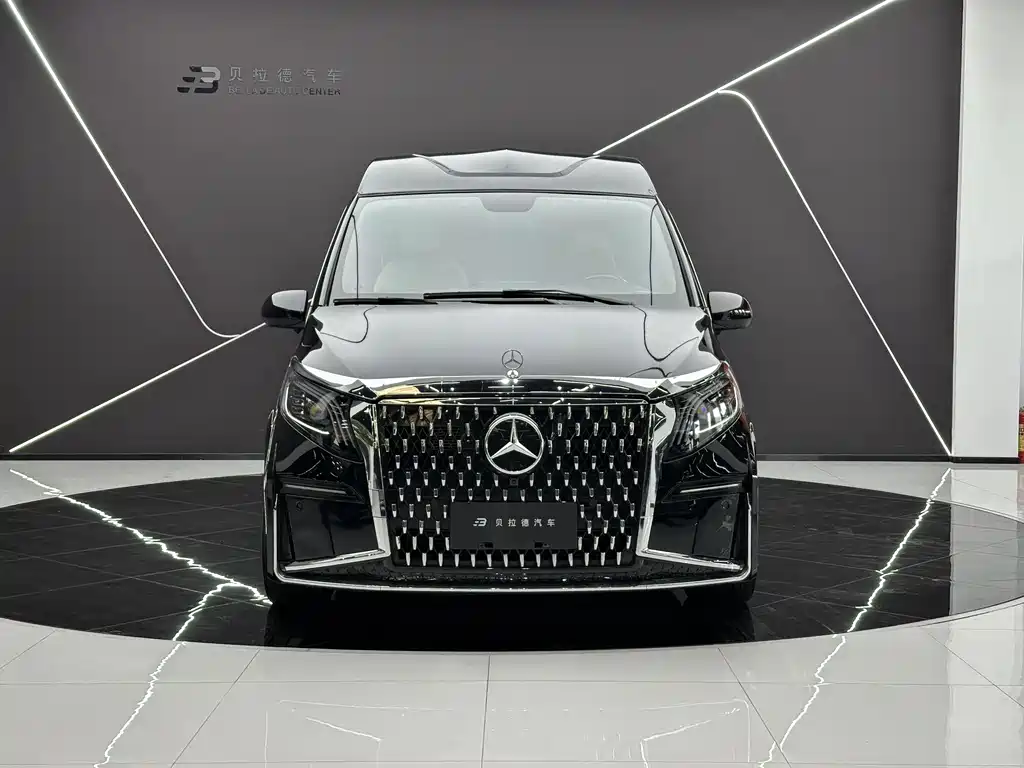 Mercedes-Benz Vito 2023 — фото 2