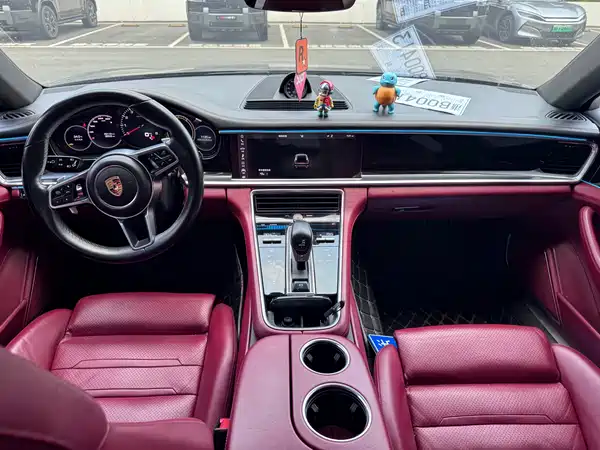 Porsche Panamera 2018