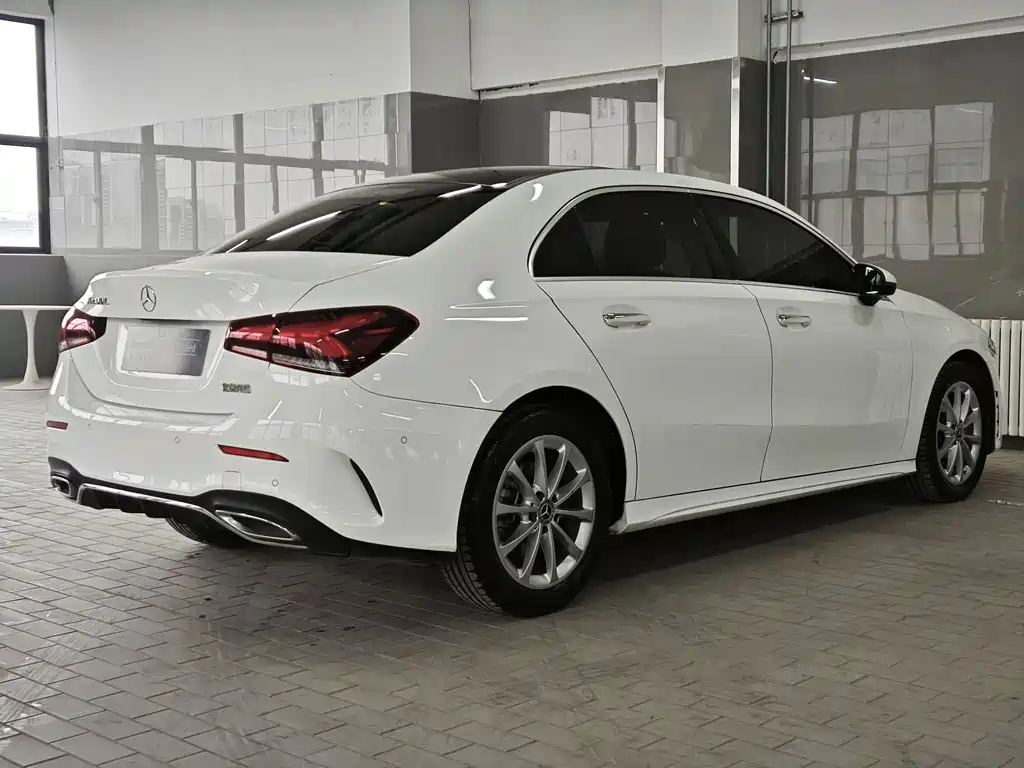 Mercedes-Benz A-Class 2022 — фото 5