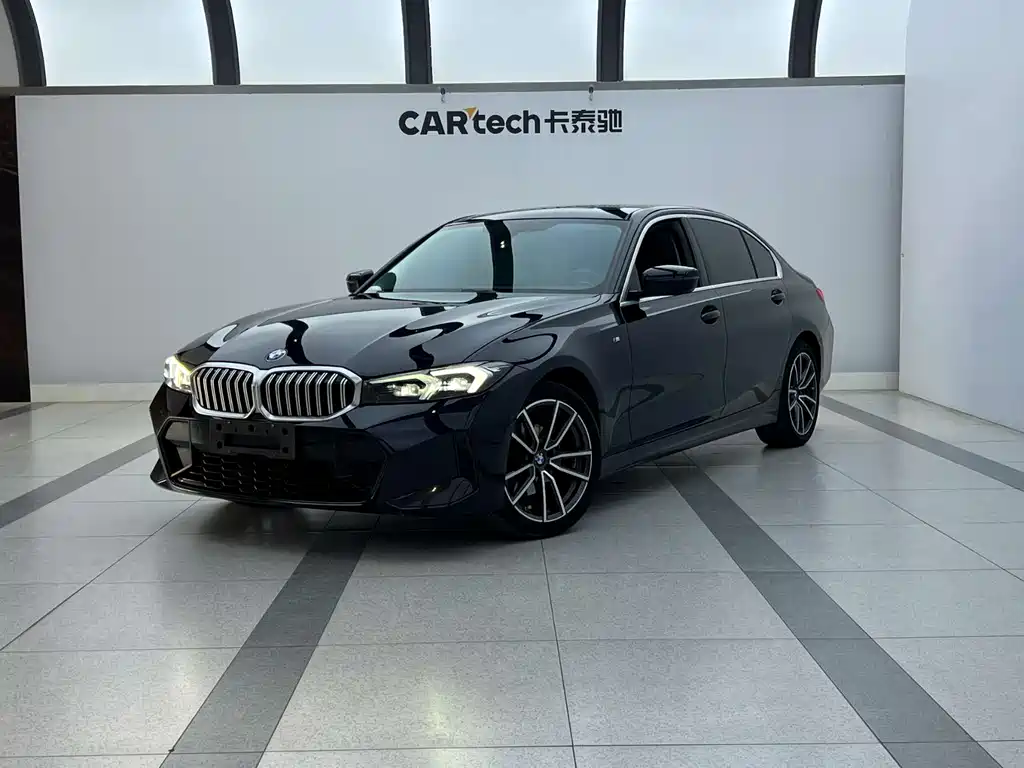 BMW 3 Series 2023 — фото 1